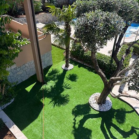 Apartments House Barbara Kornić Dış mekan fotoğraf