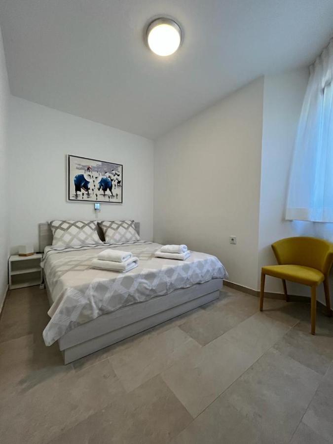 Apartments House Barbara Kornić Dış mekan fotoğraf