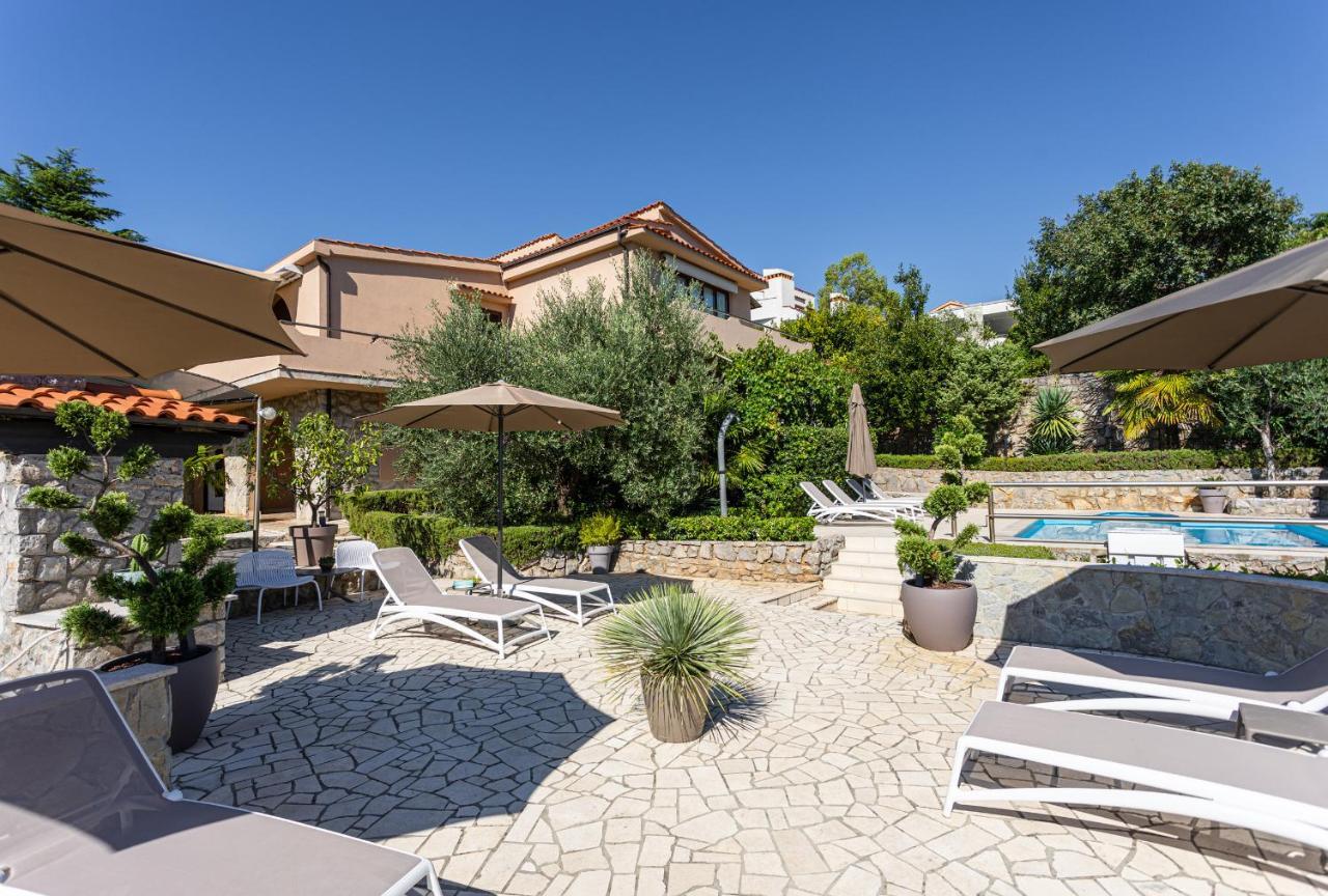 Apartments House Barbara Kornić Dış mekan fotoğraf