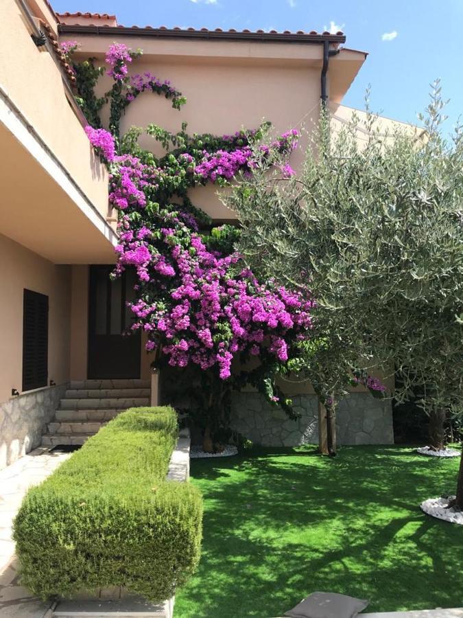 Apartments House Barbara Kornić Dış mekan fotoğraf