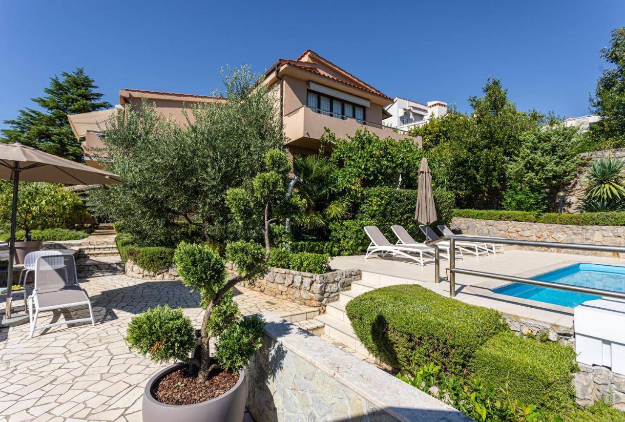 Apartments House Barbara Kornić Dış mekan fotoğraf