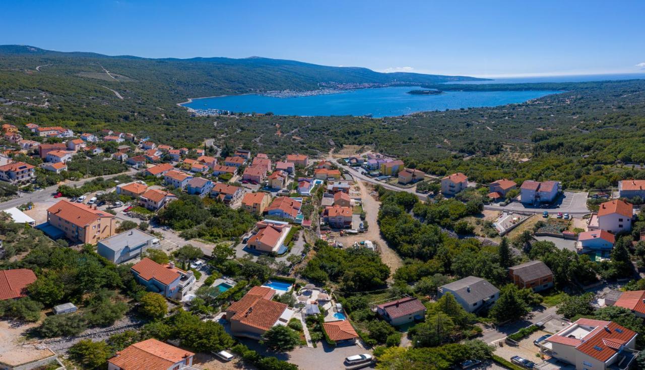 Apartments House Barbara Kornić Dış mekan fotoğraf