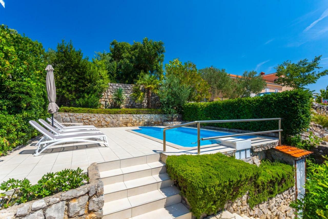 Apartments House Barbara Kornić Dış mekan fotoğraf