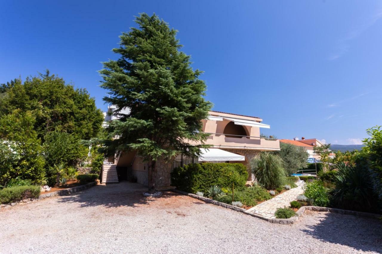 Apartments House Barbara Kornić Dış mekan fotoğraf